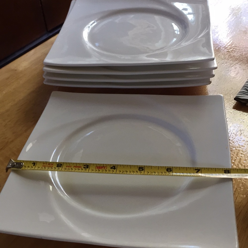 Sushi plates